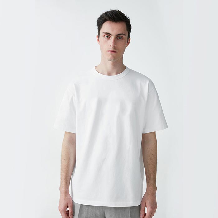 Plain T-shirt